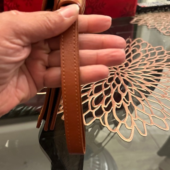 MCM Visetos Cognac Monogram Leather Clutch unisex Comes with original key! A+ - Picture 11 of 12